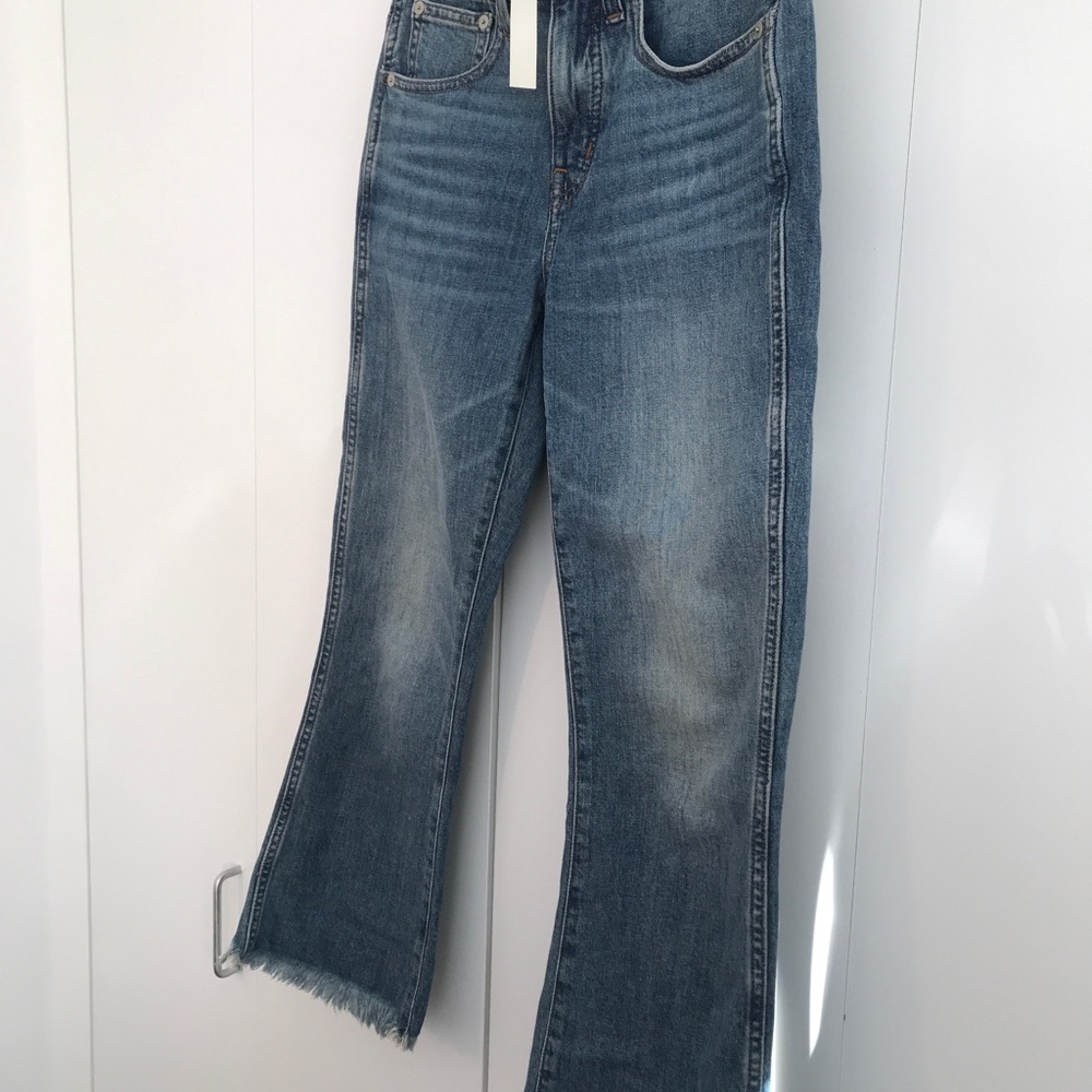 Madewell Short Cali Demi-Boot Jeans. 26P. New!